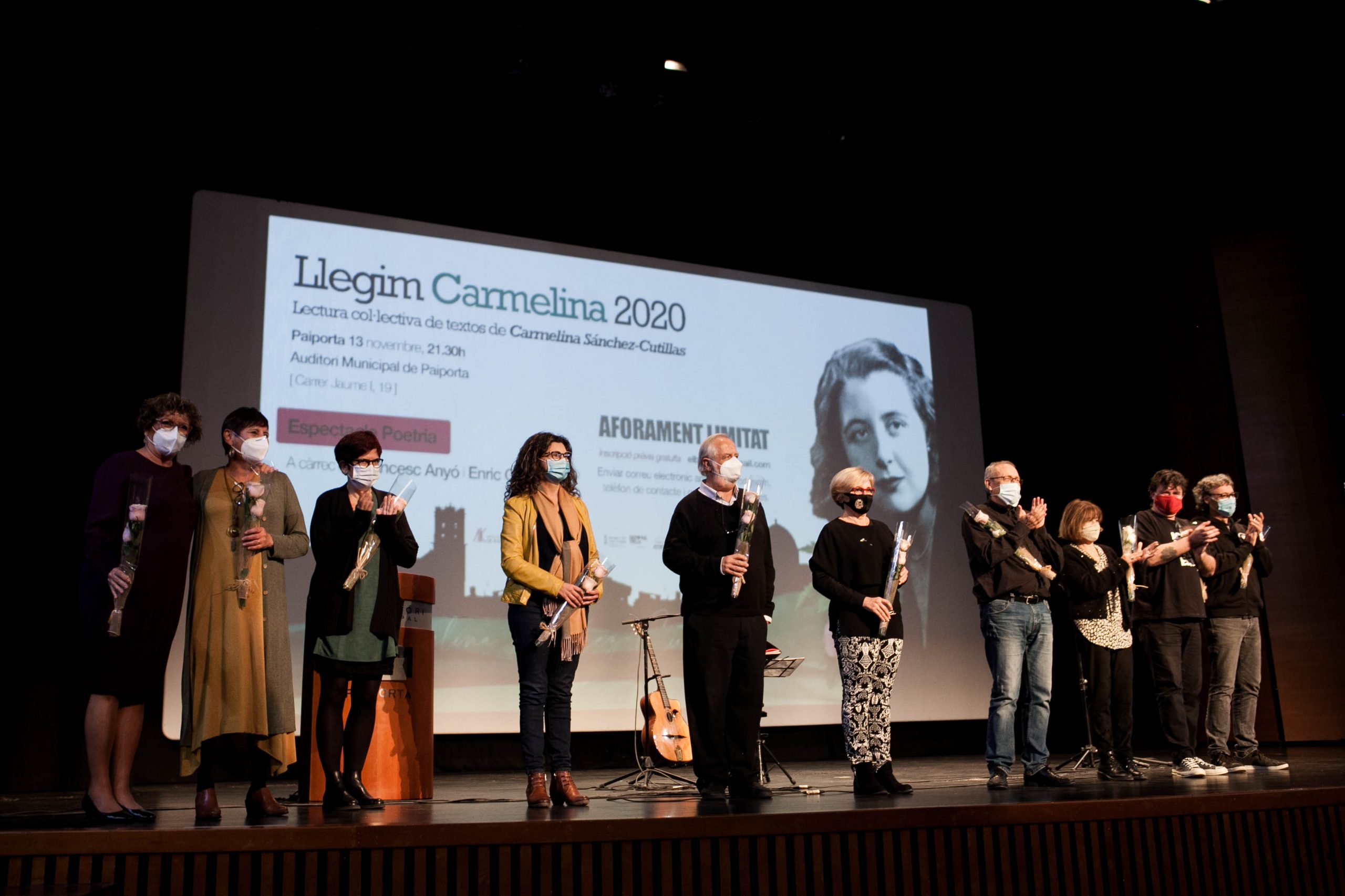 Read more about the article Llegim Carmelina. Versos, música  i carícies per als sentits